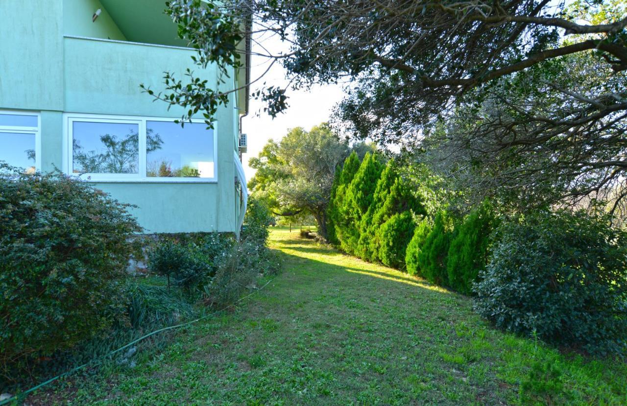 Apartments Bernarda 1773 Banjole Exterior photo